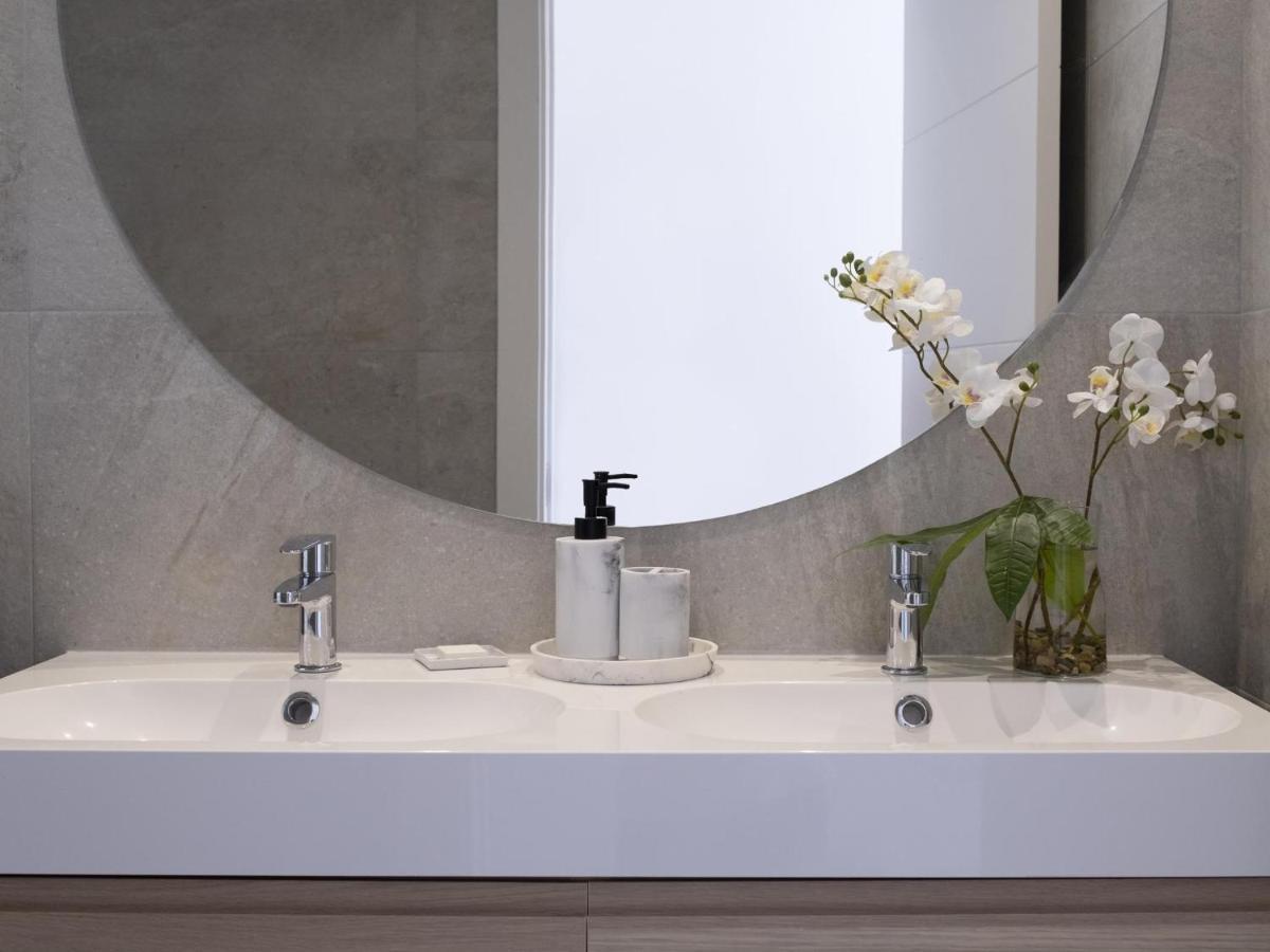 Inmalaga Penthouse Atarazanas Daire Dış mekan fotoğraf